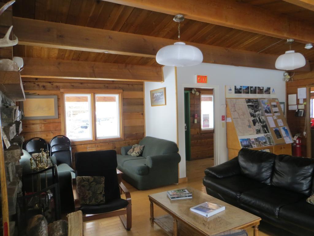 Hi Kananaskis Wilderness - Hostel Buitenkant foto