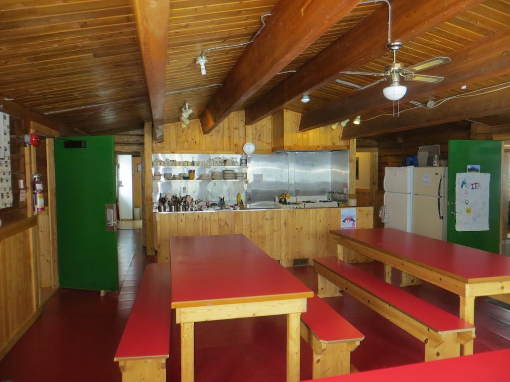 Hi Kananaskis Wilderness - Hostel Buitenkant foto